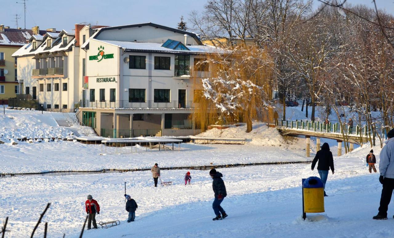 Hotel Slowik Poniatowa Exterior foto